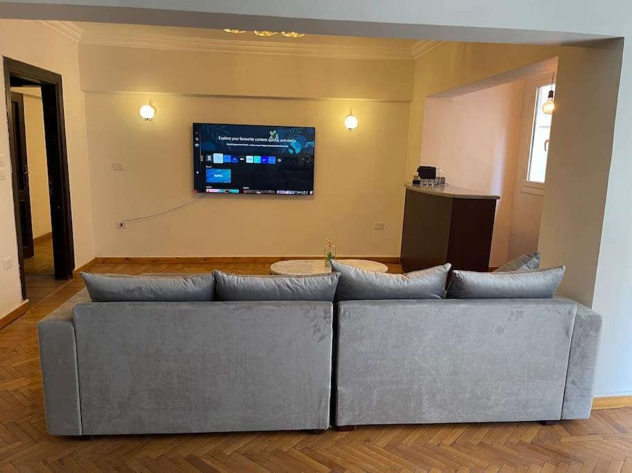 Cozy 2br In New Maadi * Cairo