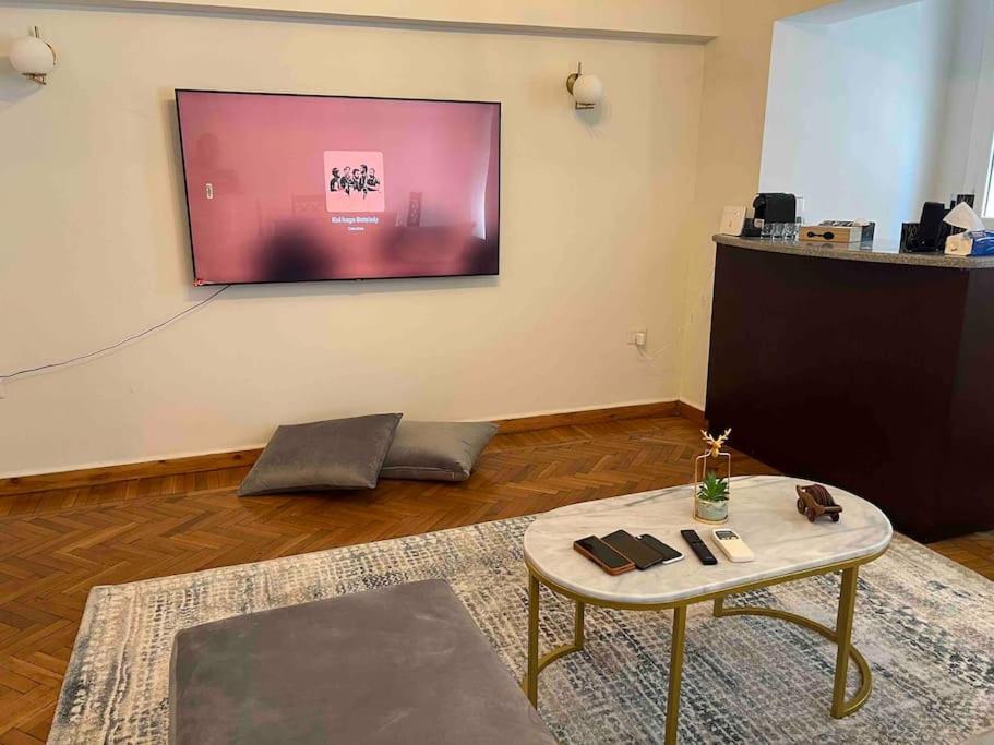 Cozy 2br In New Maadi Apartment Cairo