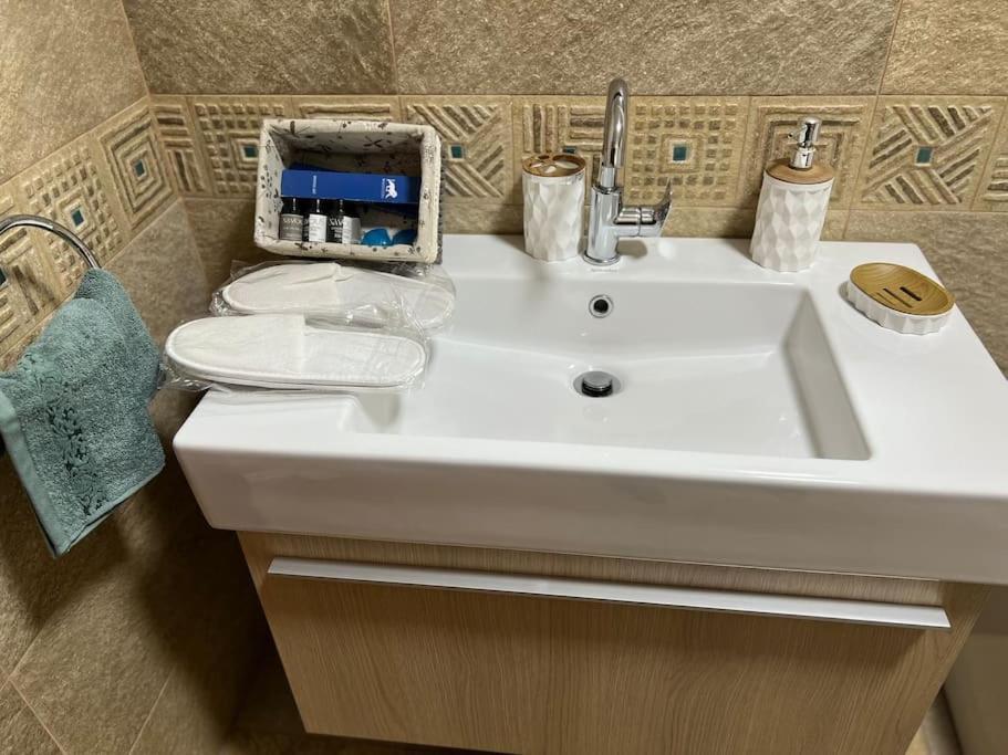 Cozy 2br In New Maadi Apartment Cairo