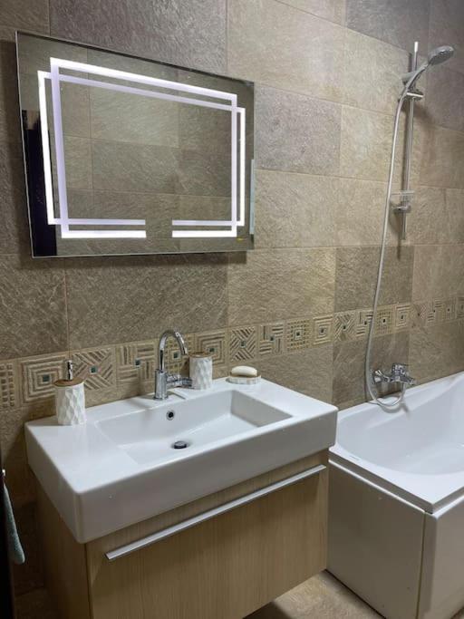 Cozy 2br In New Maadi *